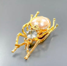 Cargar imagen en el visor de la galería, Prendedor Insecto Gold