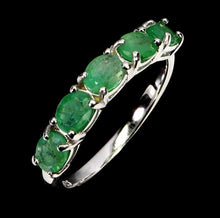 Cargar imagen en el visor de la galería, Medio Cintillo Esmeralda