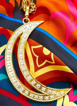 Cargar imagen en el visor de la galería, Colgante Luna Gold