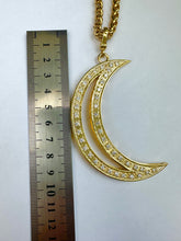 Cargar imagen en el visor de la galería, Colgante Luna Gold