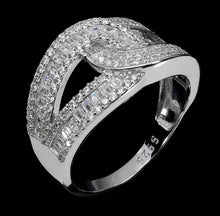 Cargar imagen en el visor de la galería, Anillo Entrelazado Modelo II