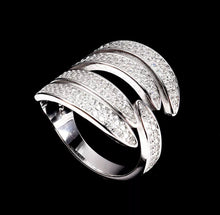 Cargar imagen en el visor de la galería, Anillo Topacio Blanco