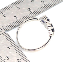 Cargar imagen en el visor de la galería, Anillo Flor Zafiro y Espinela Negra