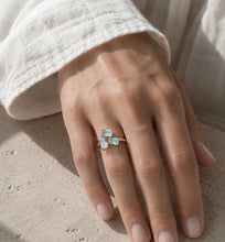 Cargar imagen en el visor de la galería, Anillo Triple Aguamarina
