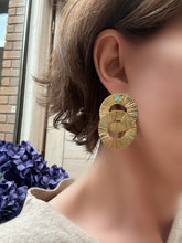 Cargar imagen en el visor de la galería, Aros Círculos Esmeralda Colombiana