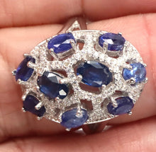 Cargar imagen en el visor de la galería, Anillo Oval Multi Zafiro y Topacio Blanco