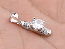 Cargar imagen en el visor de la galería, Colgante Topacio Blanco