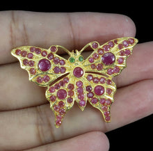 Cargar imagen en el visor de la galería, Prendedor Mariposa Rubí