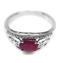 Cargar imagen en el visor de la galería, Anillo Rubí Ovalado / Talla 7 (14)