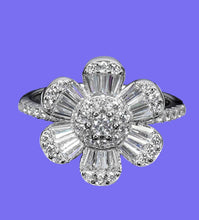 Cargar imagen en el visor de la galería, Anillo Flor Topacio Blanco
