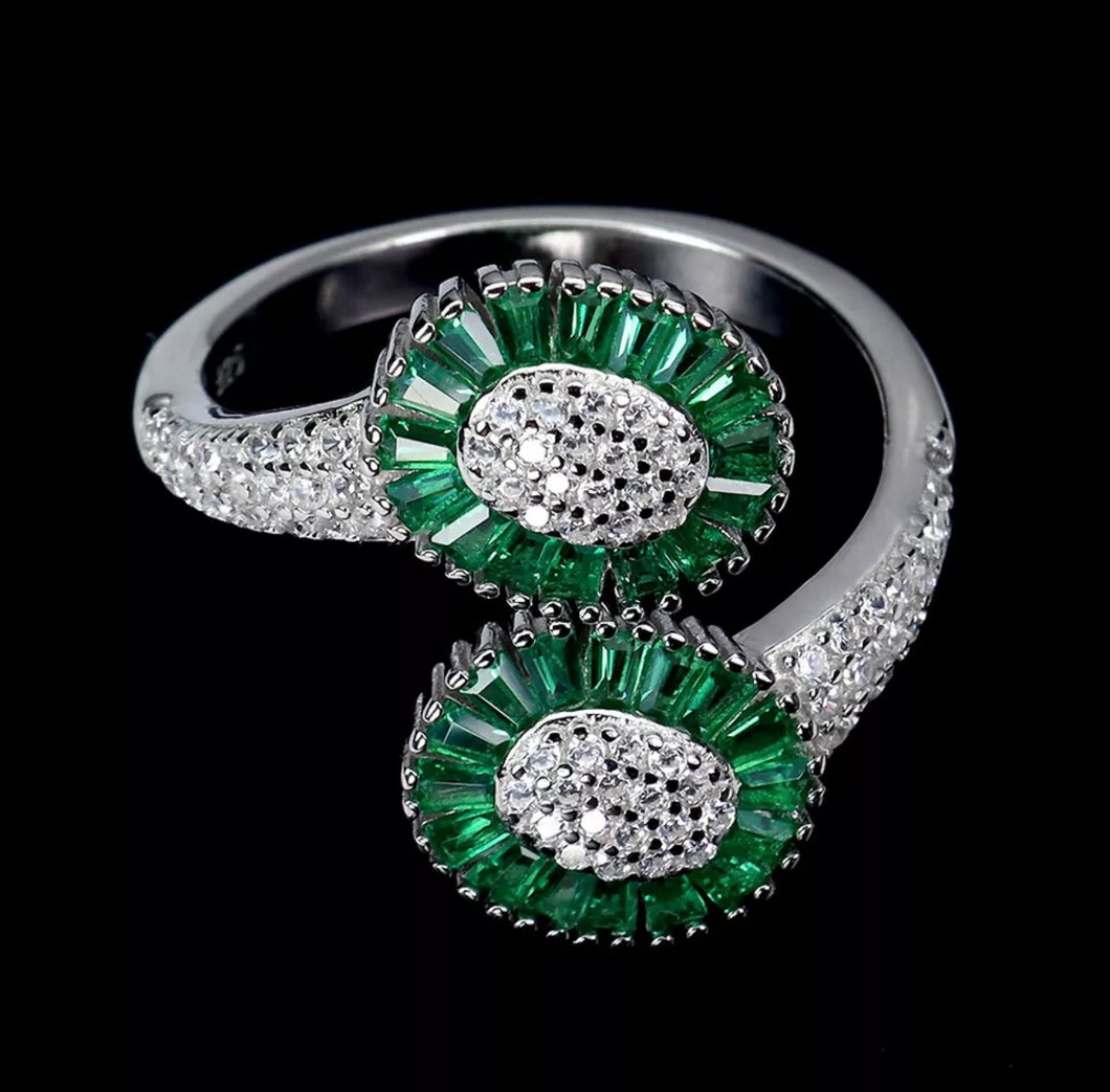 Anillo Espinela Verde y Blanca