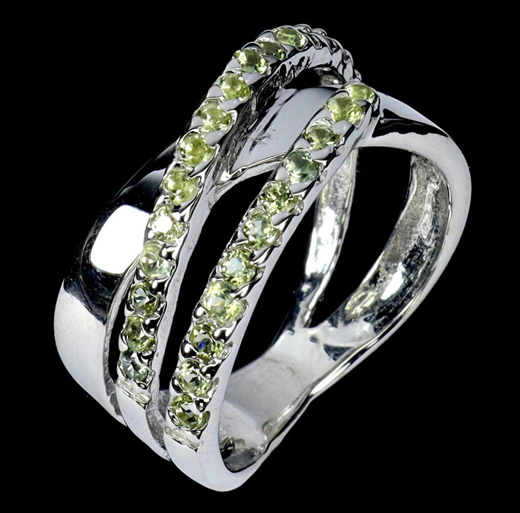 Anillo Cruzado Peridoto