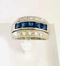Load image in gallery viewer, Blue Topaz and White Topaz Ring / Size 8,5 (18)