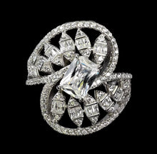 Load image in gallery viewer, White Topaz Ring