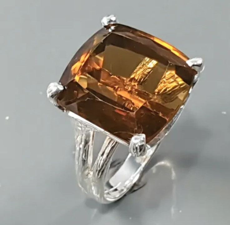 Anillo Topacio Cognac / Talla 8,5 (18)