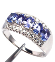 Cargar imagen en el visor de la galería, Anillo Tanzanita y Topacio Blanco
