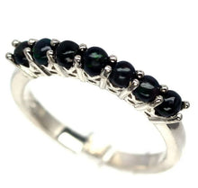 Cargar imagen en el visor de la galería, Anillo Medio Cintillo Ópalo Negro / Talla 8 (17)
