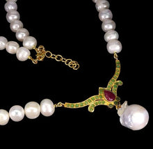 Load image in gallery viewer, Pearl Necklace with Emerald and Ruby Gold Plate